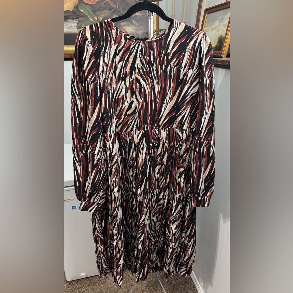 Elegant Zebra Print Dress